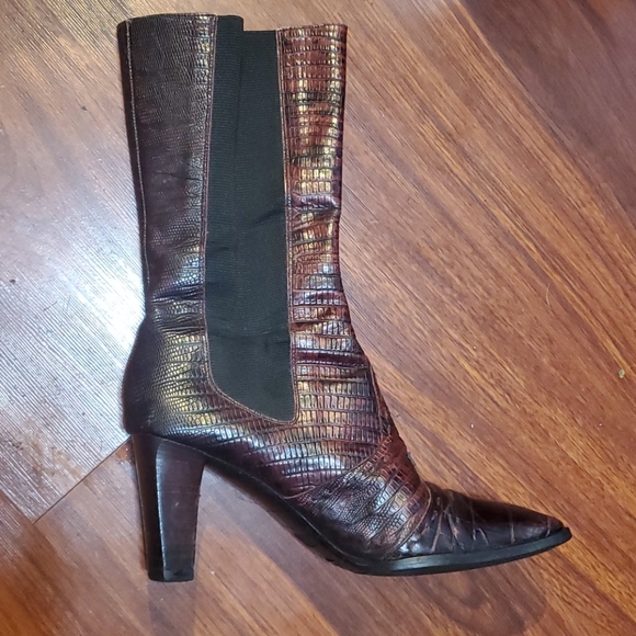 Boots - Picture 6 of 6